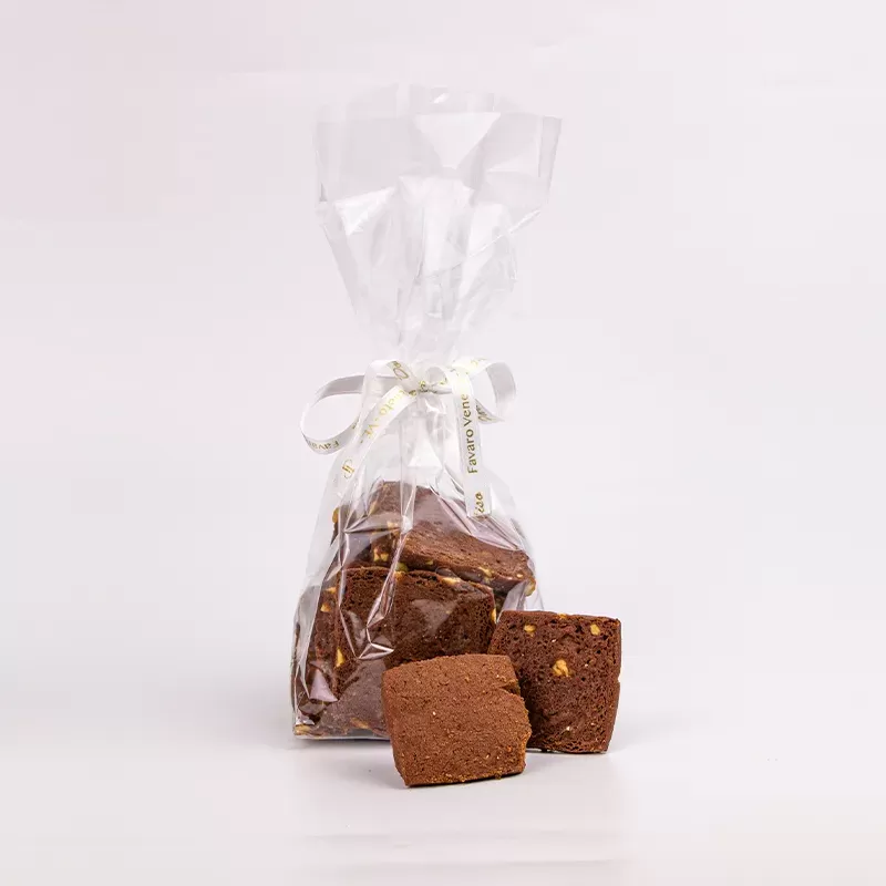 Fettine al cacao e nocciole